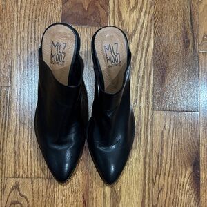 Miz Mooz Black Leather Mules 37